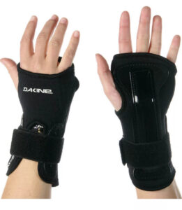 Прокат защитного оборудования перчатки